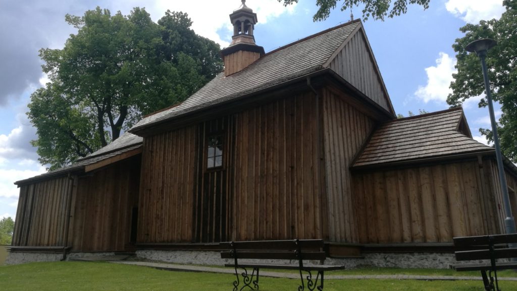 Zrębice. Drewniany kościół pw. św. Idziego