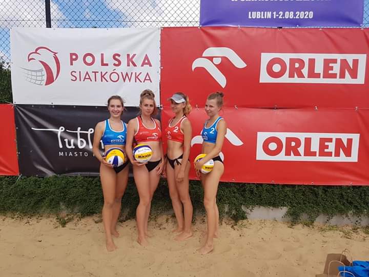 Zawodniczki AZS Częstochowa i Corony Rudniki walczyły w turnieju finałowym Mistrzostw Polski juniorek w siatkówce plażowej 2