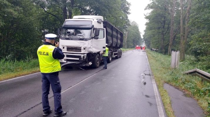 Lubliniecka policja wyjaśnia okoliczności dzisiejszej tragedii na drodze 6