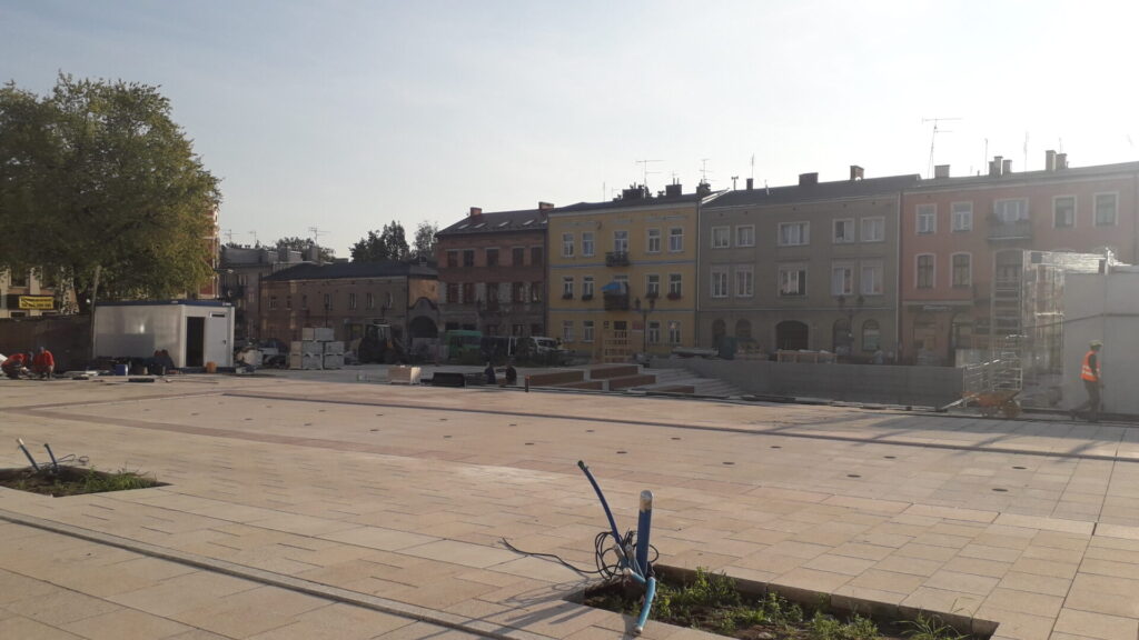 Znowu przesunięto termin zakończenia remontu Starego Rynku w Częstochowie. Winny jest między innymi koronawirus 4