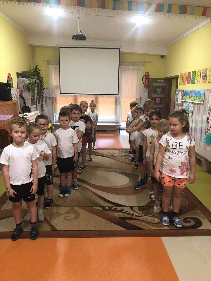 Przedszkolaki z Rędzin biorą udział w akcji „Zdrowo i Sportowo” 3