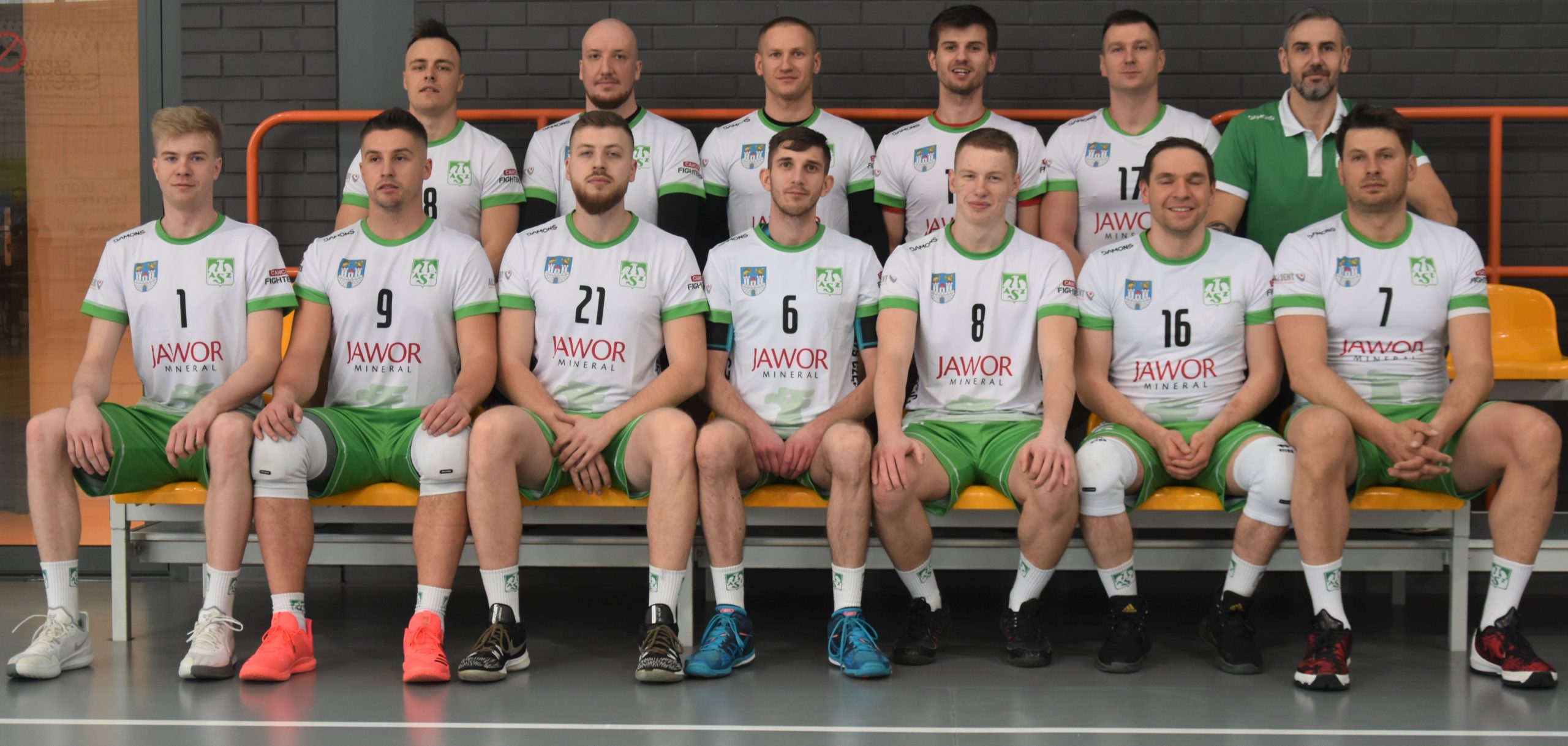 Siatkarze Jawor Mineral AZS zapewnili sobie już mistrzostwo w 1 lidze śląskiej, ale grają jeszcze dwa mecze 1