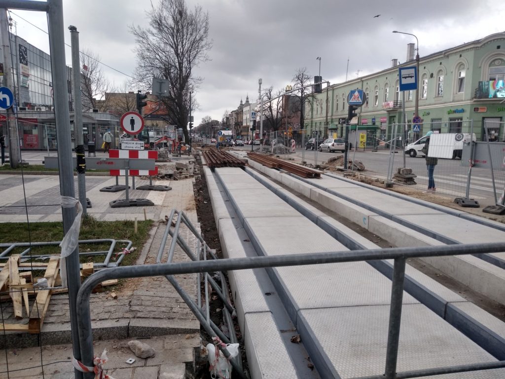 Czy w połowie roku pojedziemy tramwajem z Rakowa na Północ? Wykonawca modernizacji częstochowskiego torowiska zapewnia, że tak 12