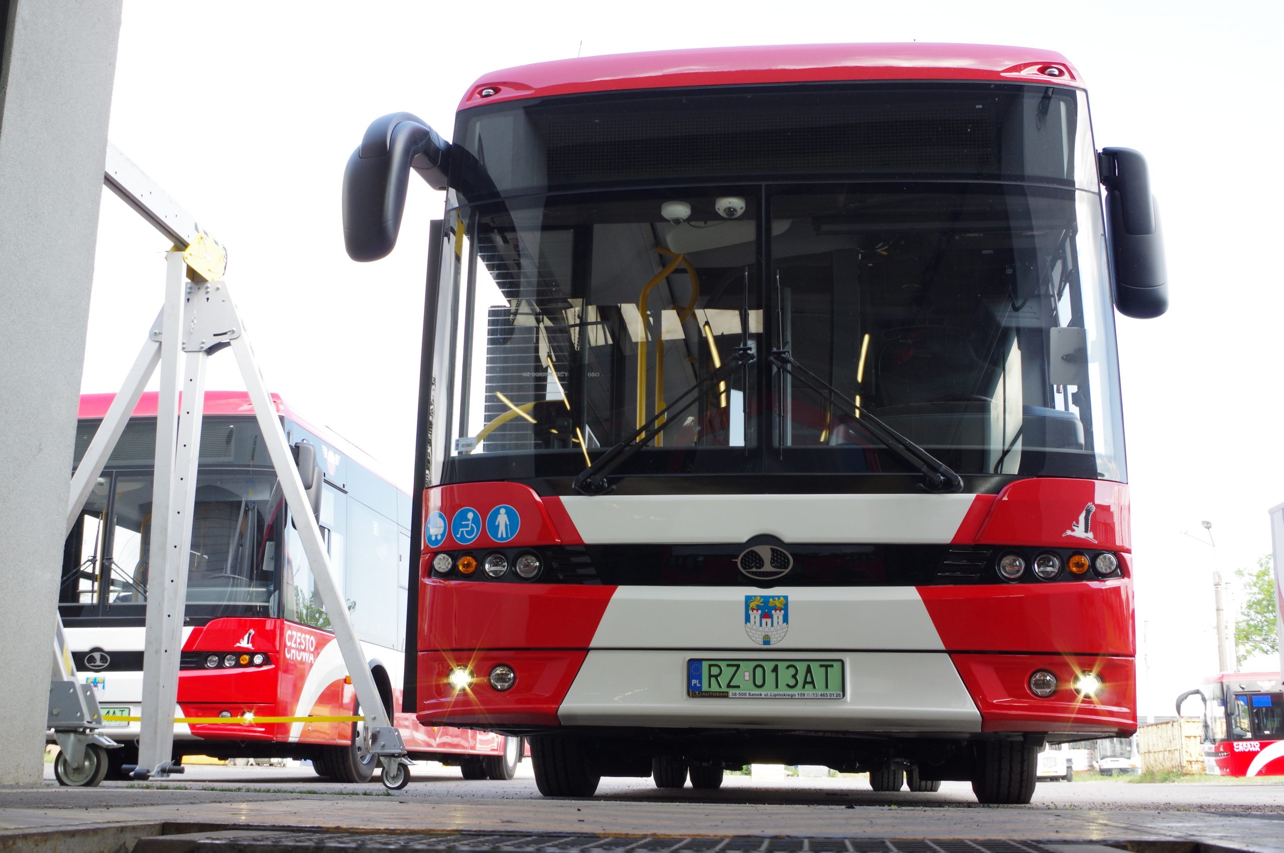 Wszystkie autobusy elektryczne już w zajezdni częstochowskiego MPK. Za kilka dnia cała piętnastka będzie wozić częstochowian 1