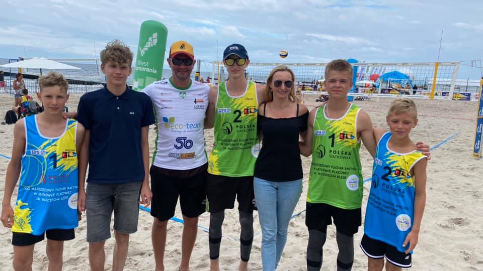 Kacper Miodek i Wojciech Deko wygrali Puchar Bałtyku młodzików w siatkówce plażowej 7