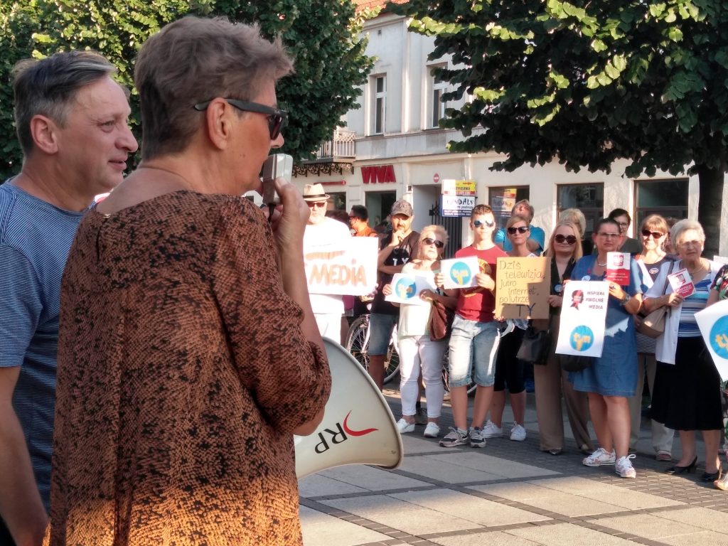 Częstochowa kolejny raz protestowała w obronie wolnych mediów 34
