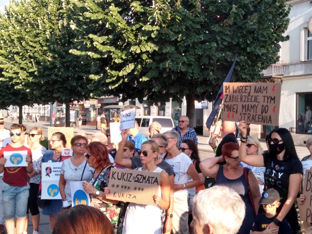 Częstochowa kolejny raz protestowała w obronie wolnych mediów 30