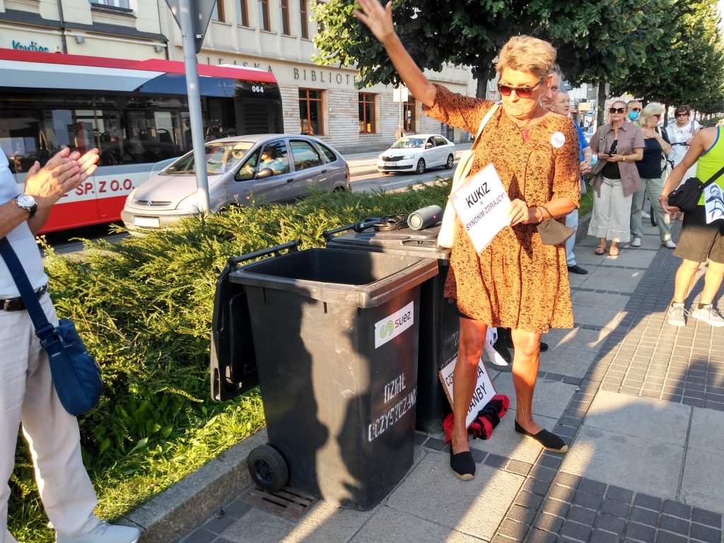 Częstochowa kolejny raz protestowała w obronie wolnych mediów 22