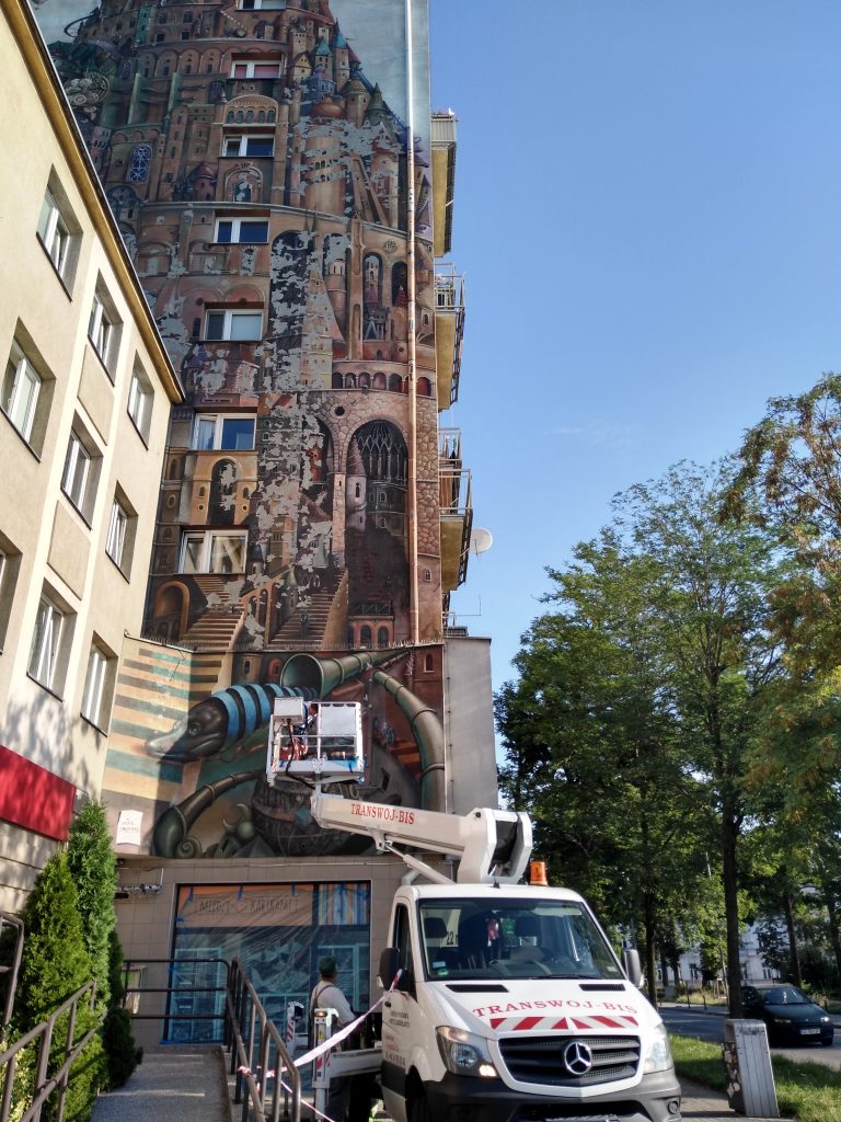 Mural "Wieża Babel" poddany renowacji 2