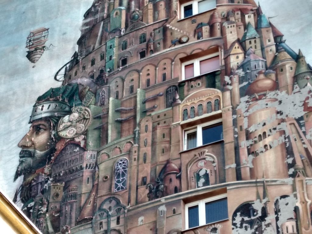 Mural "Wieża Babel" poddany renowacji 8