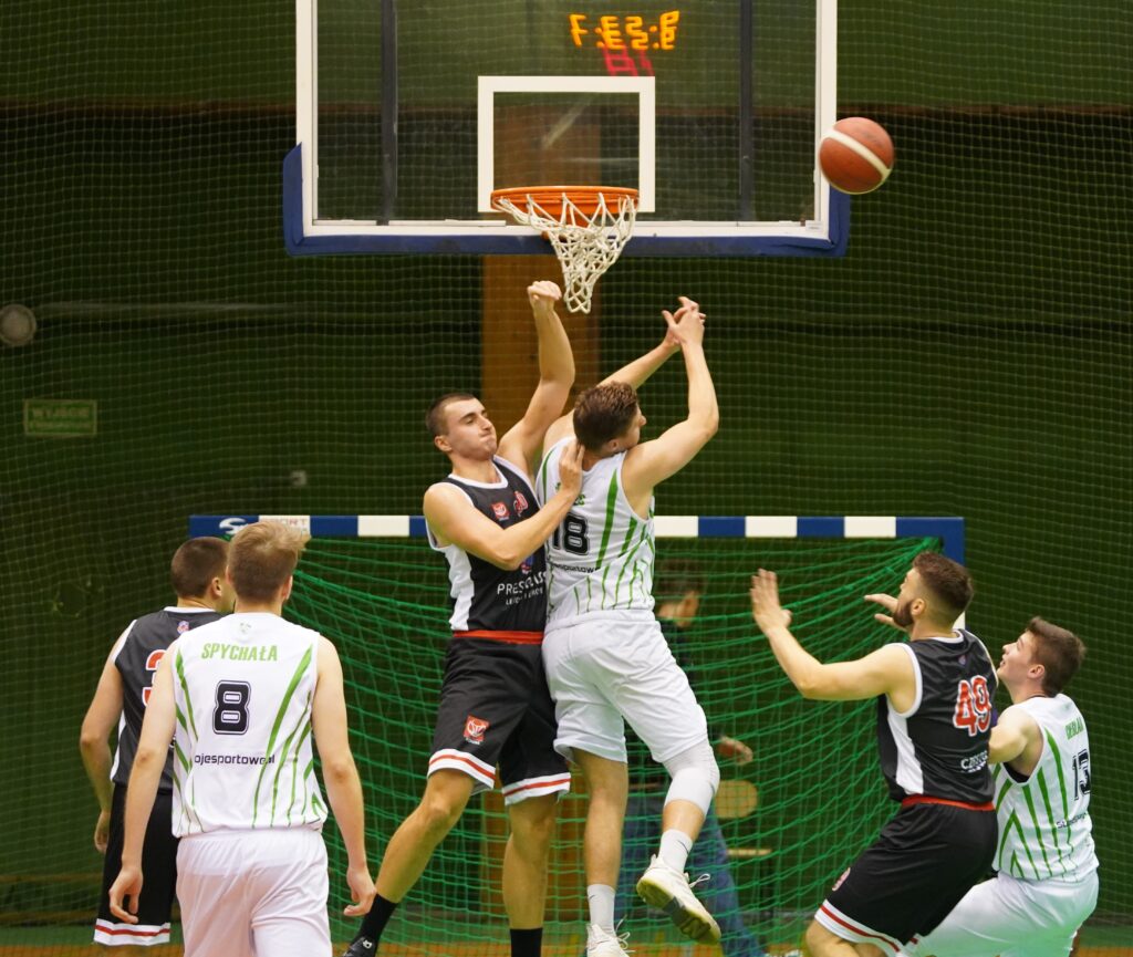 Koszykarze AZS Częstochowa nie zagrają w weekend w Rybniku i mogą szykować się do środowych derbów z Iskrą 1
