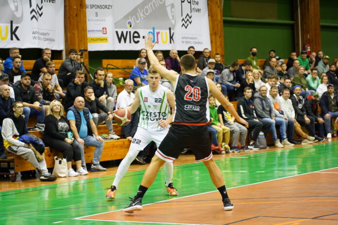 Koszykarze AZS Częstochowa w sobotę w Hali Polonia grają ważny mecz i liczą na zwycięstwo... 5
