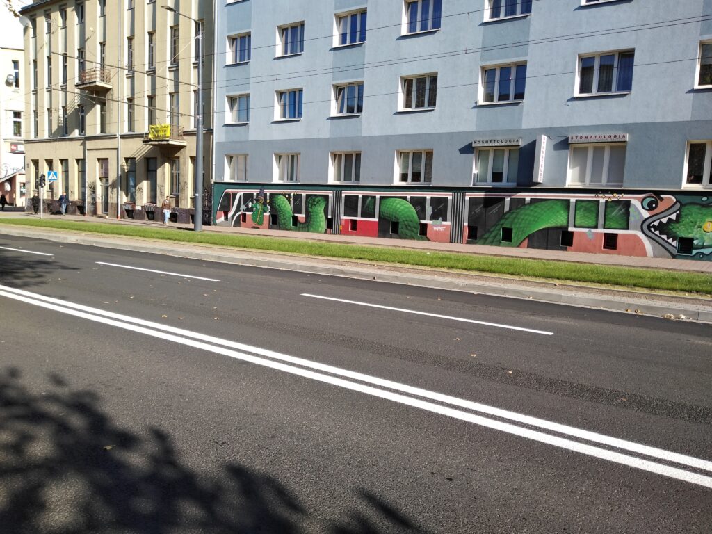Widać postęp prac wzdłuż torów tramwajowych 2
