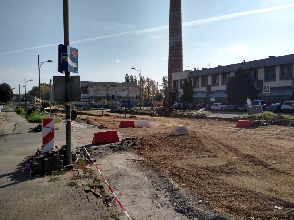 Zobacz, jak wygląda postęp prac na ulicy Mirowskiej. Droga ma być przejezdna w połowie grudnia 11