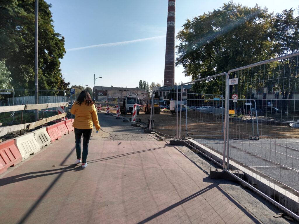 Zobacz, jak wygląda postęp prac na ulicy Mirowskiej. Droga ma być przejezdna w połowie grudnia 18