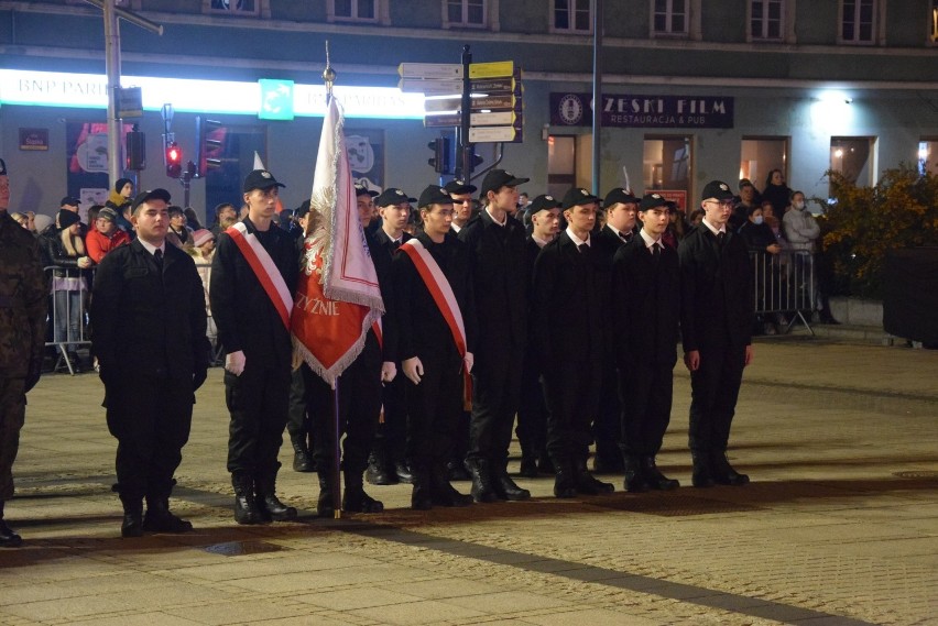 Kilka tysięcy częstochowian na Placu Biegańskiego uczciło 103. rocznicę odzyskania przez Polskę niepodległości 4