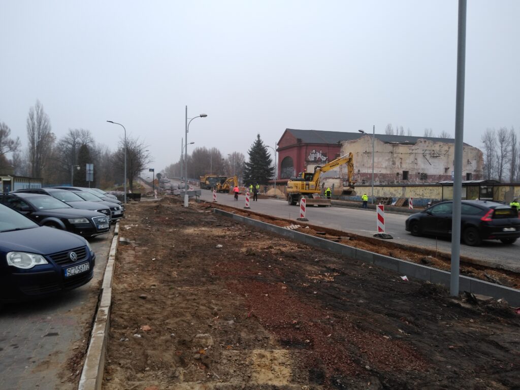 Trwa remont ulicy Mirowskiej. Do zrobienia sporo jeszcze zostało 1