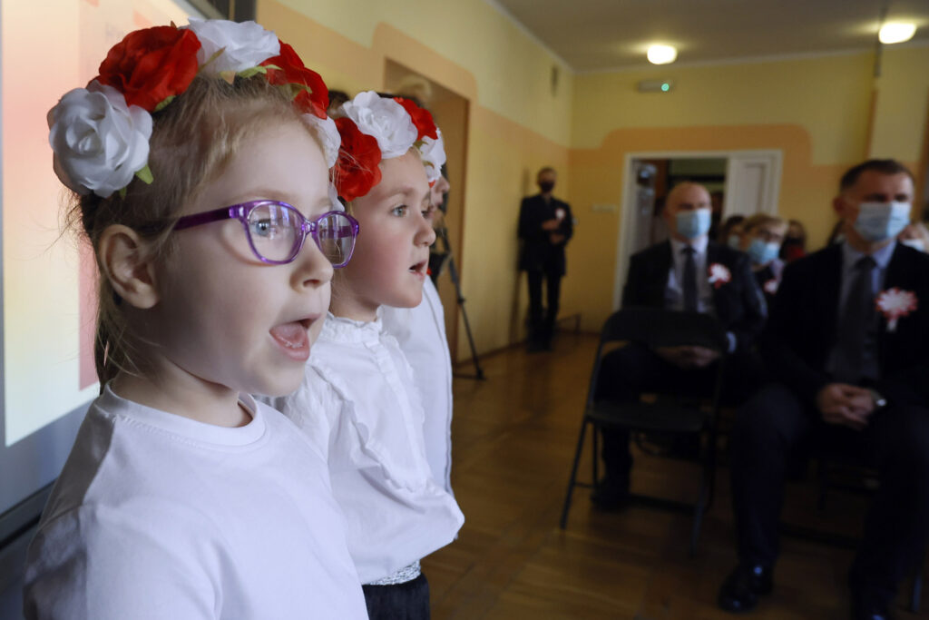 Przedszkolaki uczciły Święto Niepodległości 7