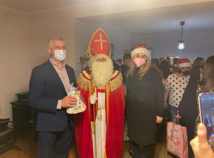 Starosta Częstochowski pomógł Świętemu Mikołajowi 2