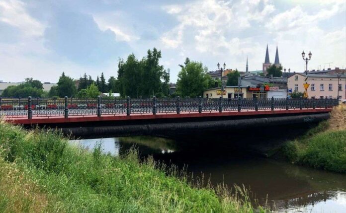 Most obok częstochowskiego szpitala zyskał nazwę. Upamiętnia Rewolucję 1905 roku 2