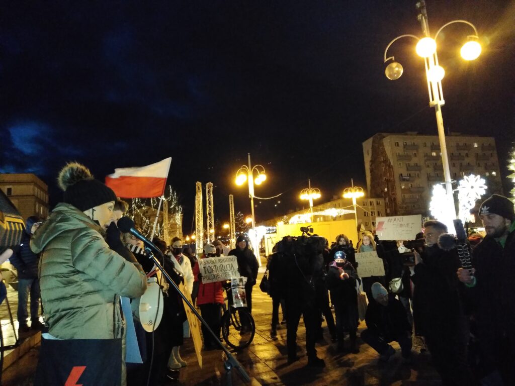 Protestowali w związku ze śmiercią 37-letniej Agnieszki 11