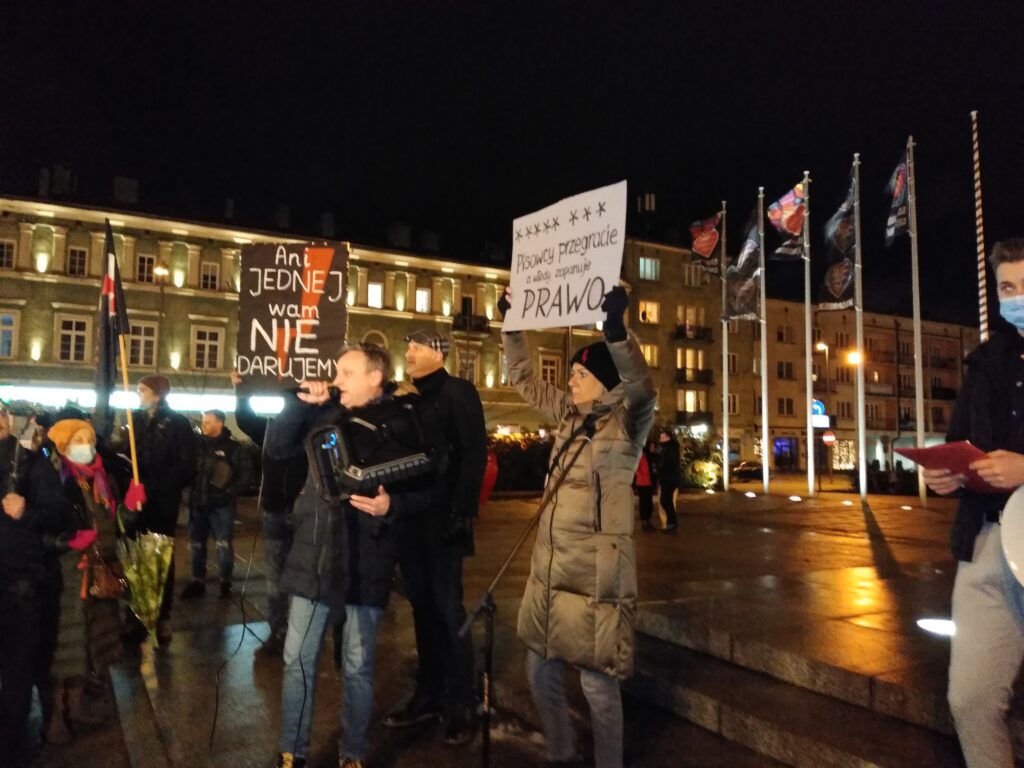 Protestowali w związku ze śmiercią 37-letniej Agnieszki 9