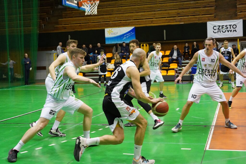 Ważna wygrana koszykarzy AZS Częstochowa w 2 lidze 4