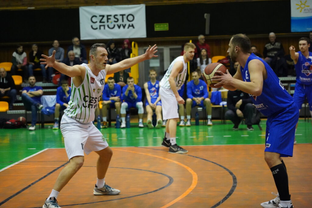 Koszykarze AZS Częstochowa grają ostatni mecz rundy zasadniczej i kończą sezon w 2 lidze 4