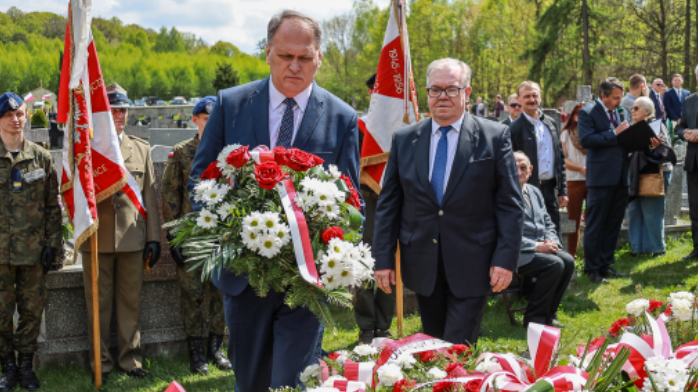 Radomsko - 76 rocznica zamordowania 12 żołnierzy KWP 7