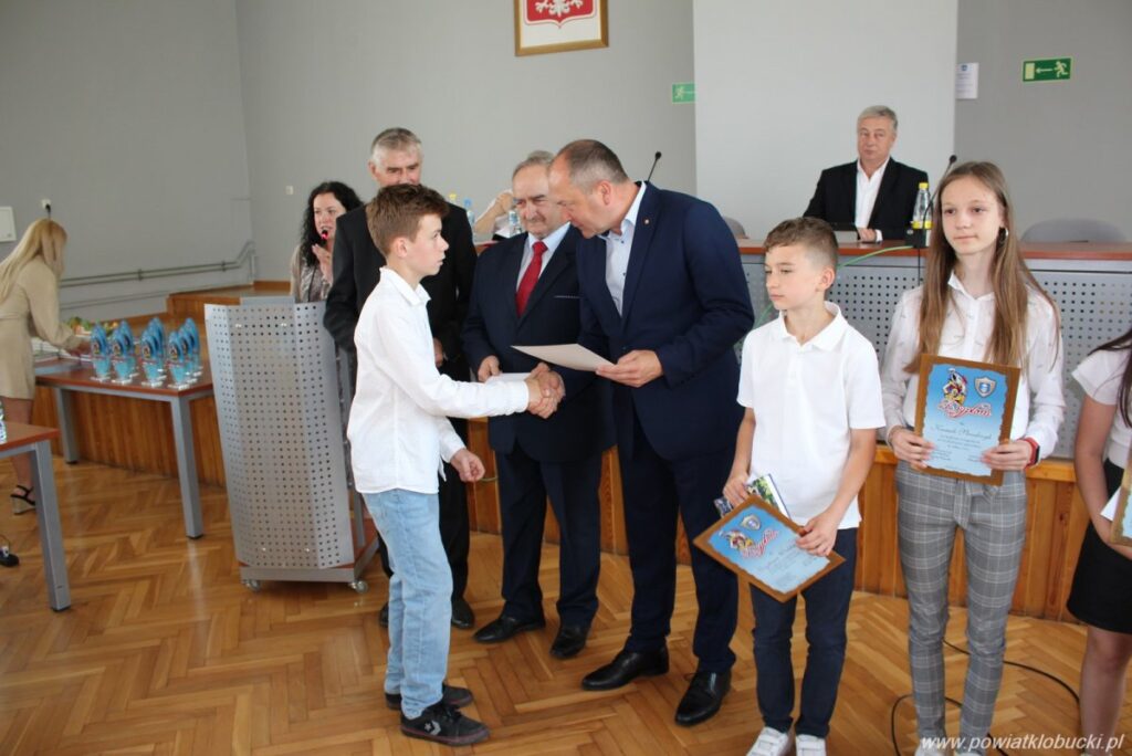 Powiat Kłobucki nagradza sportowców 64