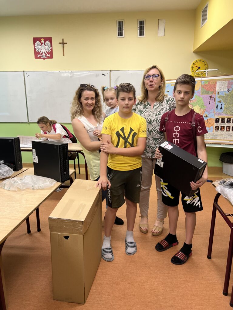 „IT dla uczniów z Ukrainy” w Zespole Szkolno-Przedszkolnym w Lipiu 3
