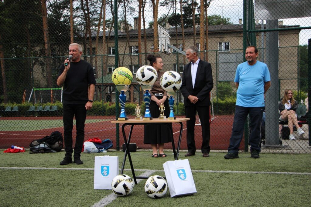IX Powiatowy Turniej Piłki Nożnej o Puchar Starosty Kłobuckiego „ORLIK 2022” 9