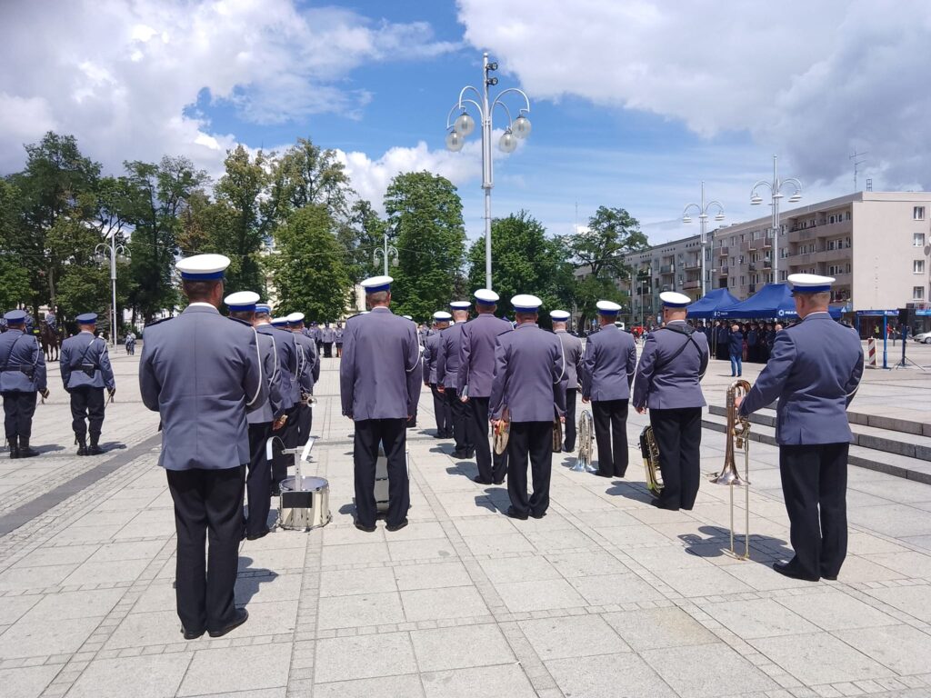 Święto Policji w Częstochowie. Awanse otrzymało ponad 300 funkcjonariuszy 26