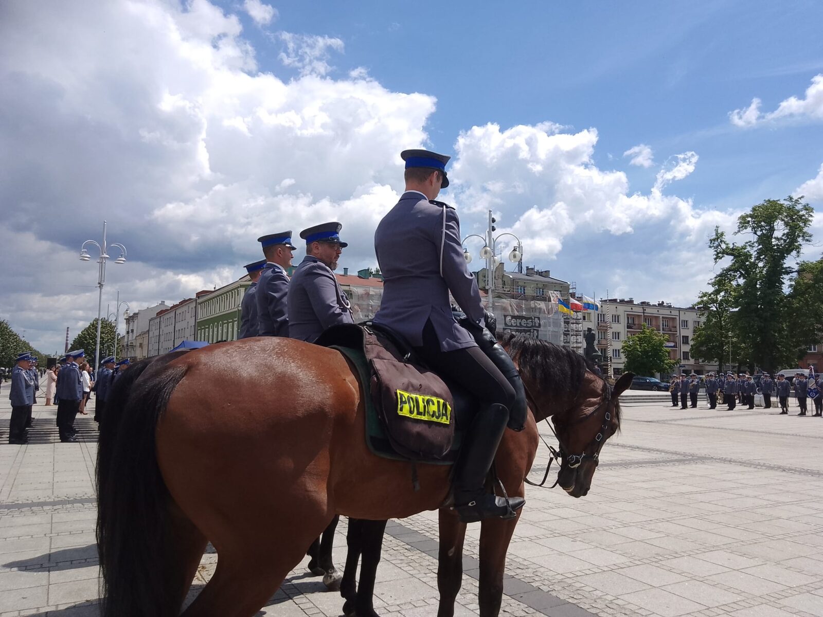 Święto Policji w Częstochowie. Awanse otrzymało ponad 300 funkcjonariuszy 1