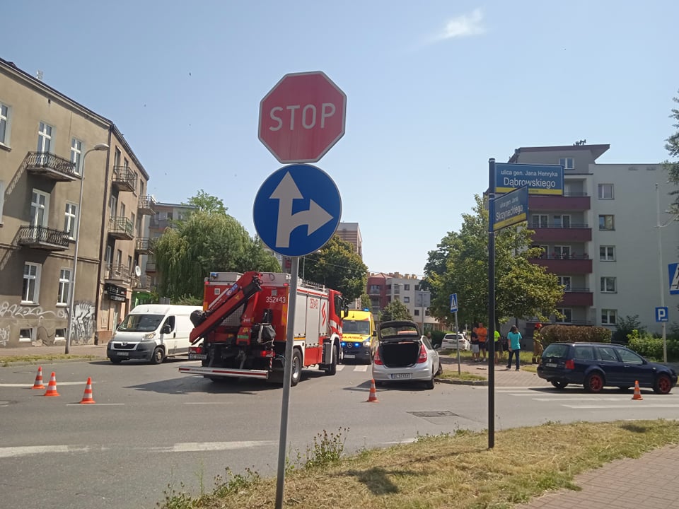 Częstochowa: wypadek na skrzyżowaniu ul. Dąbrowskiego i Dembińskiego 2