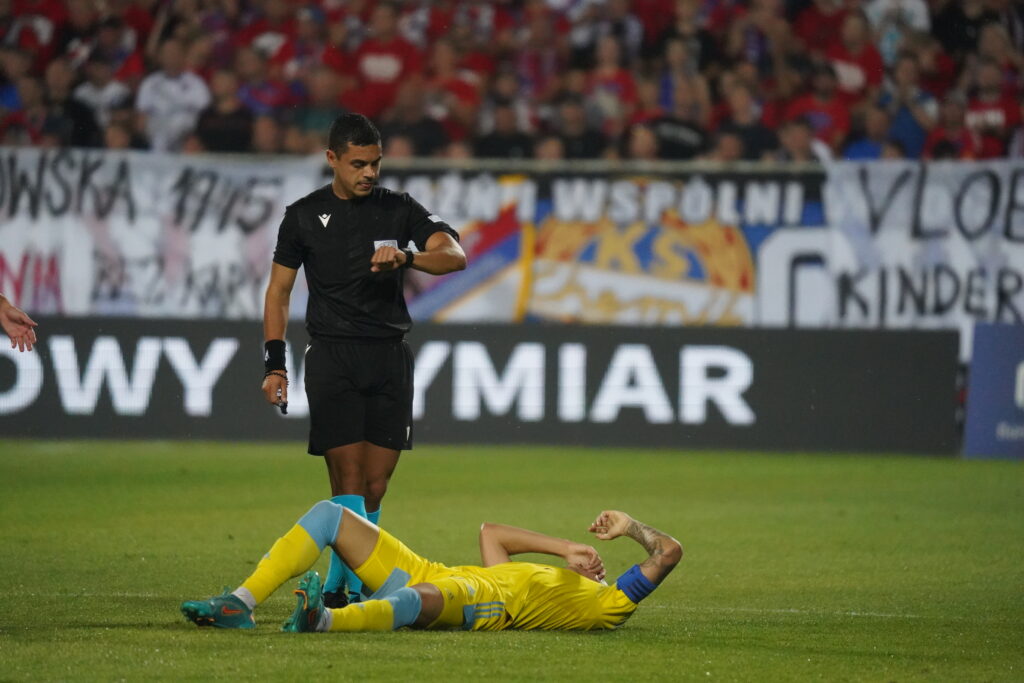 Raków Częstochowa pokonał Kazachów z FC Astana... i jedną nogą jest już w 3. rundzie...el PKE 13