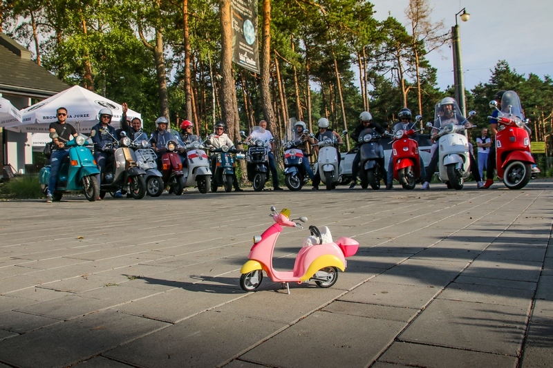 „Vespaniały Zlot”, czyli olsztyńska impreza dla miłośników skuterów marki Vespa 2