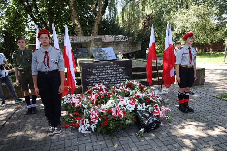Radomszczanie uczcili Święto Wojska Polskiego 9