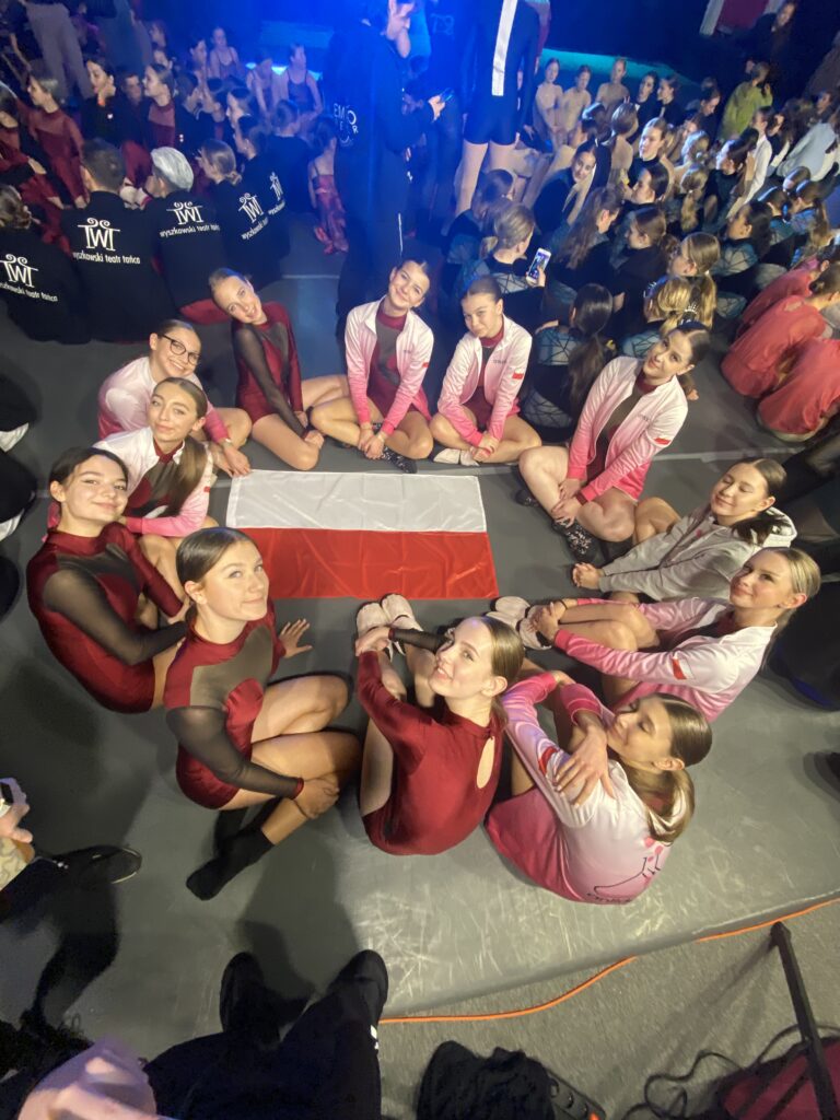 Tancerki z częstochowskiej Akademii Tańca Antidotum wywalczyły wicemistrzostwo świata 2