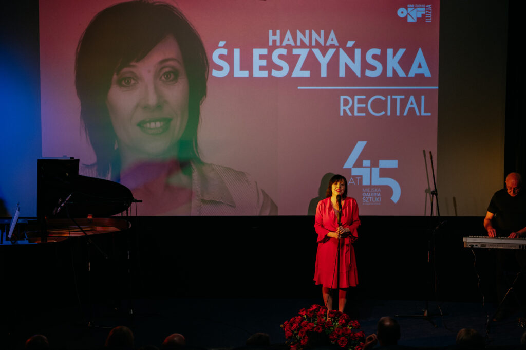 Koncert na 45-lecie Miejskiej Galerii Sztuki w Częstochowie. Na scenie wystąpiła Hanna Śleszyńska [ZDJĘCIA] 15