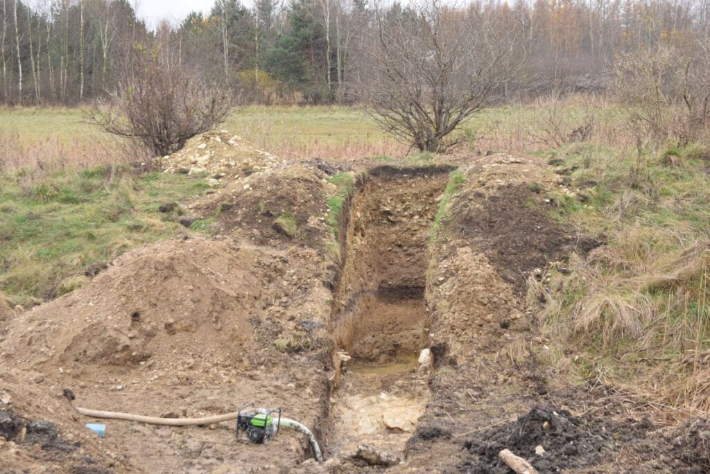Prace archeologiczne na terenie zamku w Koziegłowach dobiegły końca 5