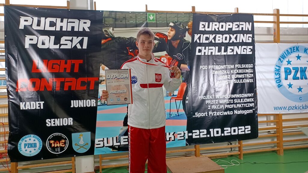 Wiktor Andryszczak żużlowiec ze srebrem w Pucharze Polski w Kickboxingu ! 6