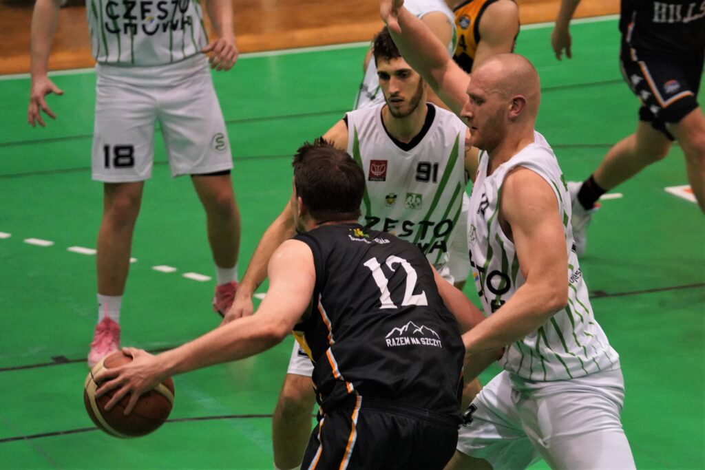 Porażka koszykarzy AZS Częstochowa z Basket Hills Bielsko-Biała 4