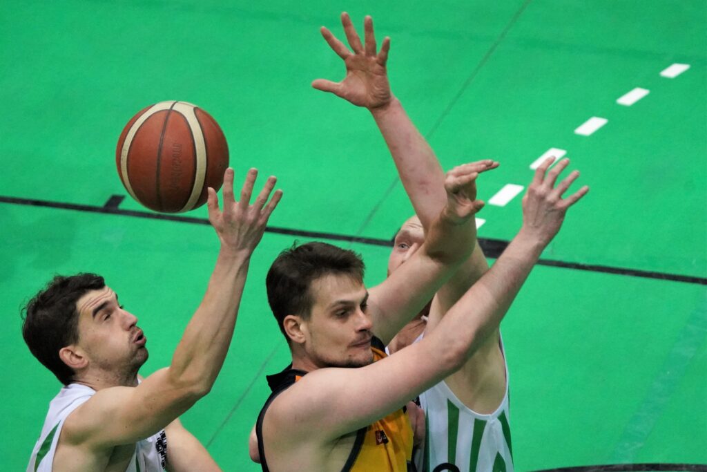 Porażka koszykarzy AZS Częstochowa z Basket Hills Bielsko-Biała 10