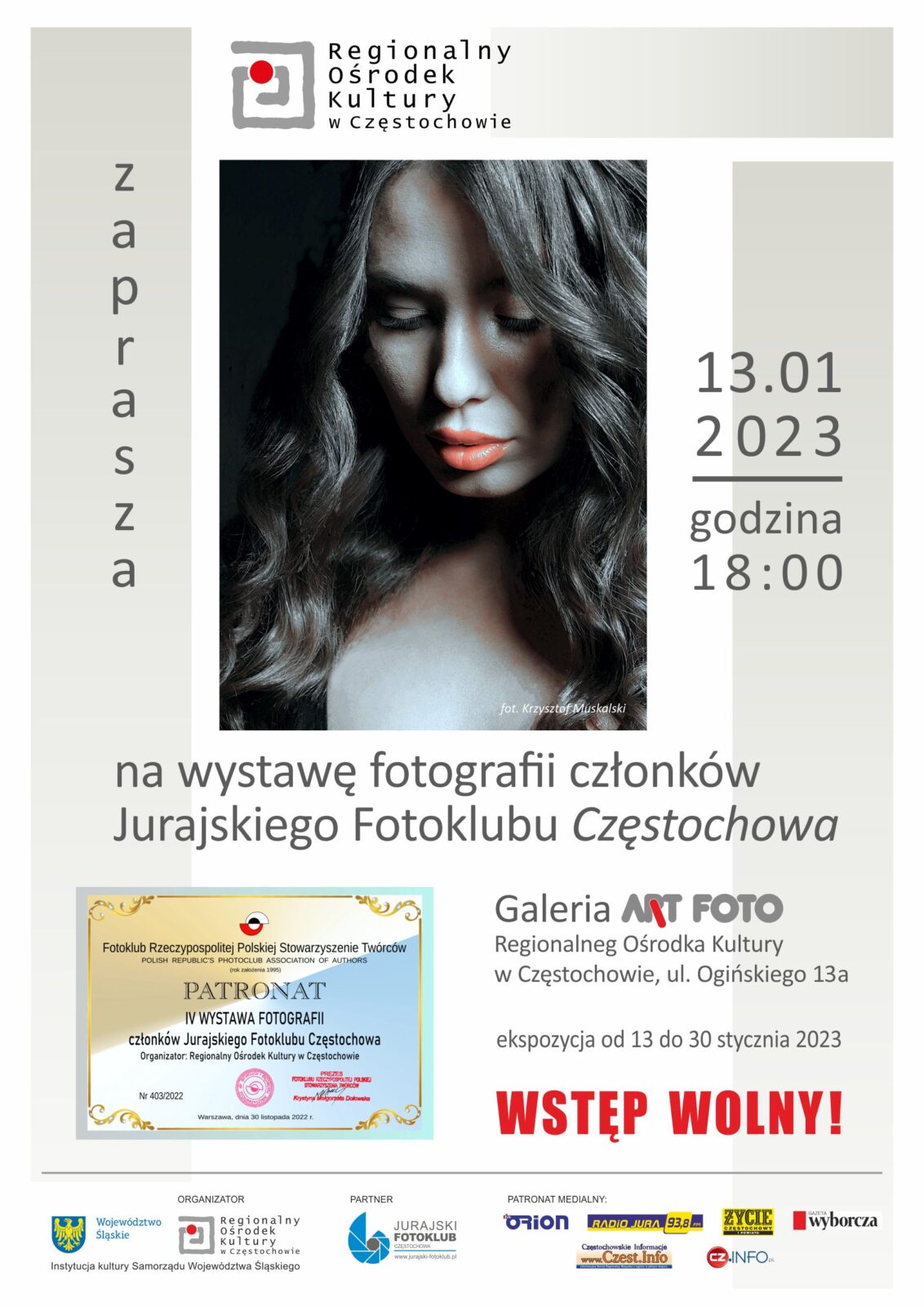Regionalny Ośrodek Kultury. Wystawa członków Jurajskiego Fotoklubu Częstochowa 1