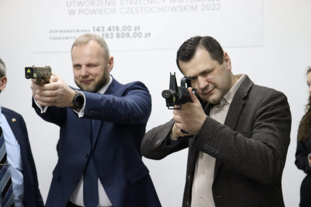 W Zespole Szkół w Koniecpolu otwarto wirtualną strzelnicę. Inwestycja kosztowała 193 tys. zł 6