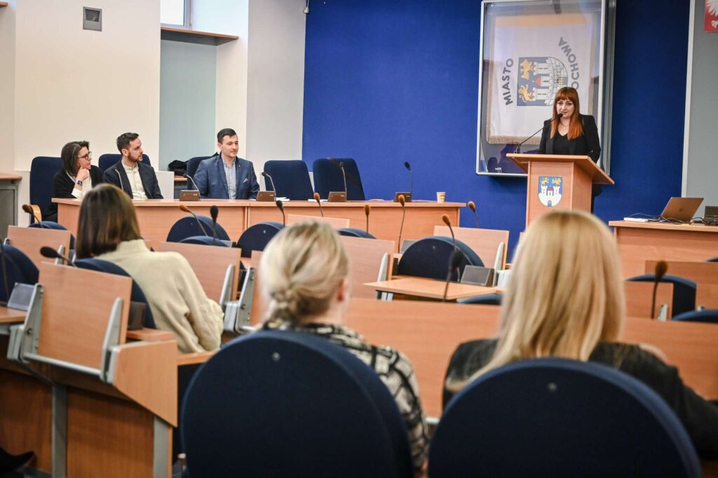 W sali sesyjnej Urzędu Miasta Częstochowy zainaugurowano kolejną edycję programu Profilaktyczny Bank Dobrych Praktyk 2