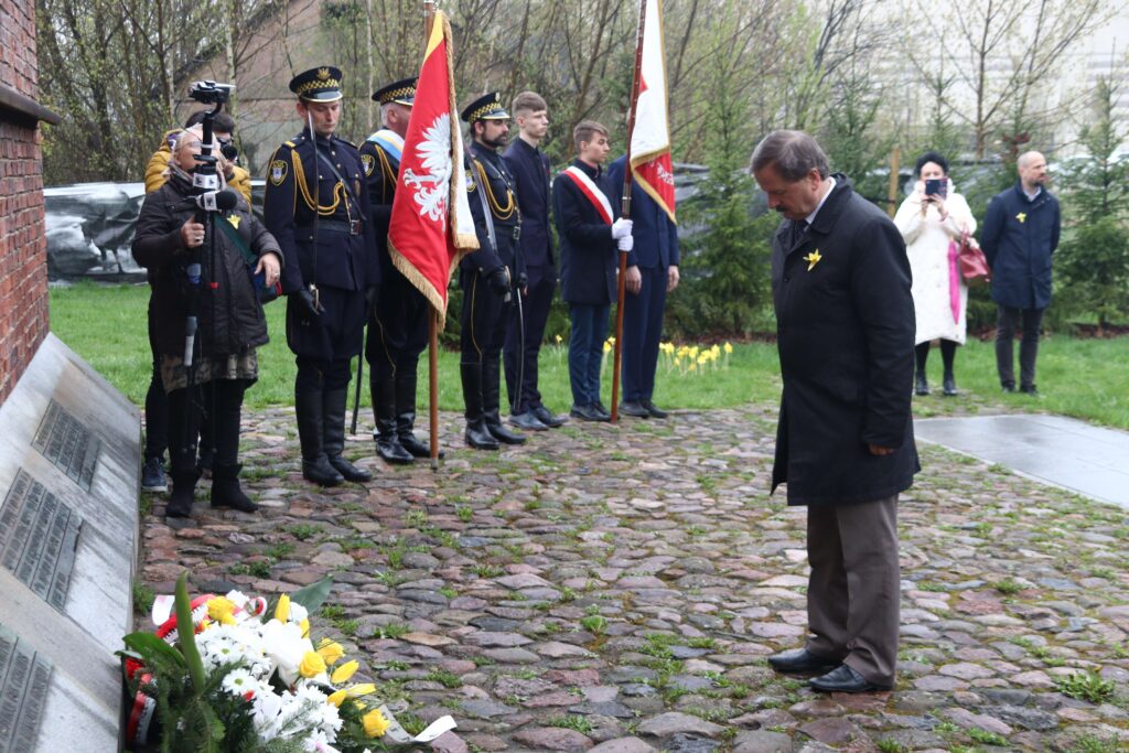 W Częstochowie uczczono 80. rocznicę wybuchu powstania w Getcie Warszawskim 6