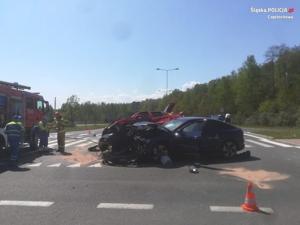 Wypadek na częstochowskich drogach. Na szczęście obyło się bez ofiar 2