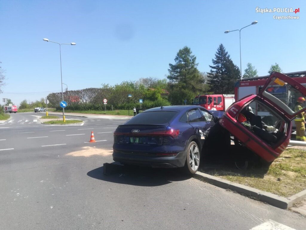 Wypadek na częstochowskich drogach. Na szczęście obyło się bez ofiar 3